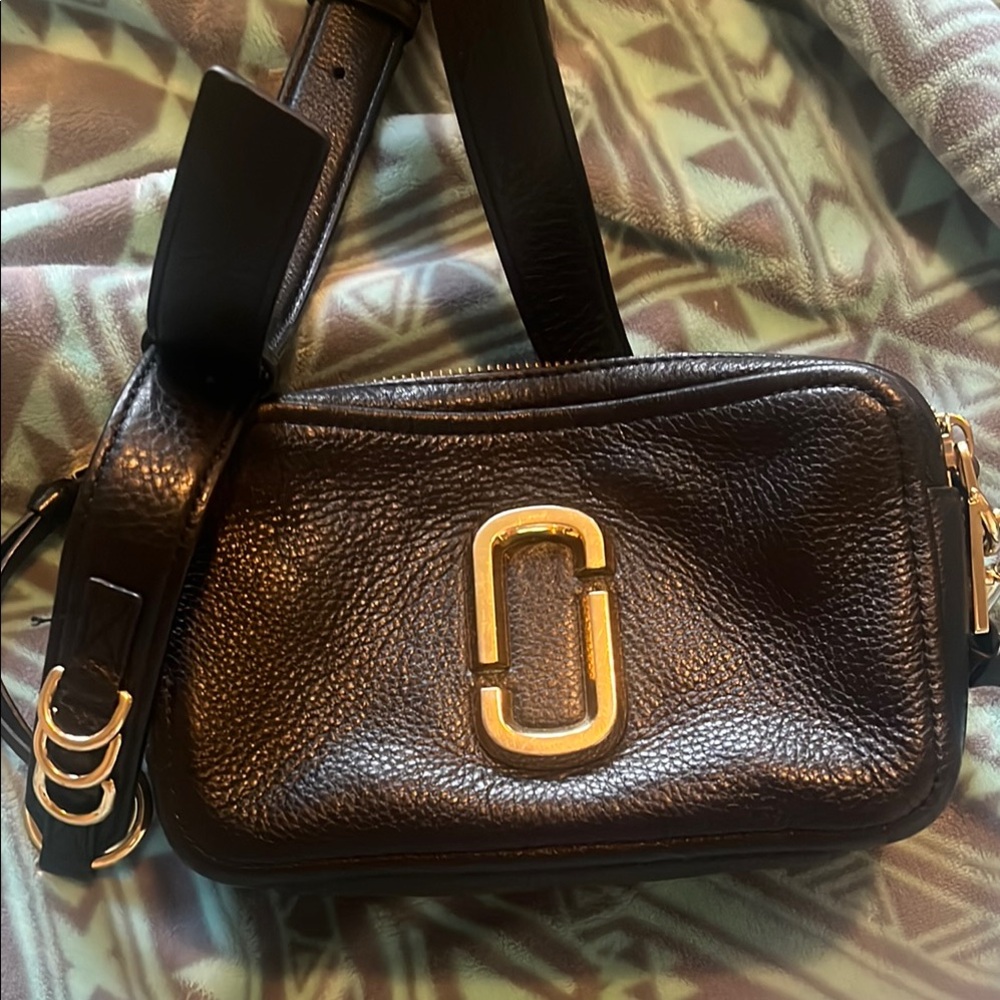 Marc Jacobs Softshot 17 Small Black Leather Crossbody Bag with Gold Hardware